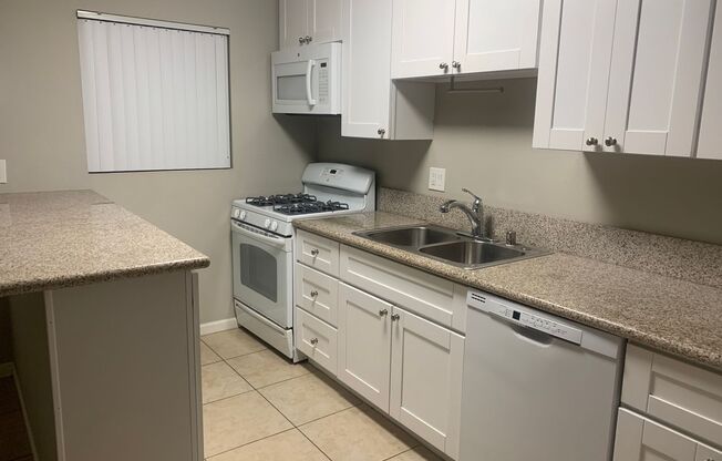 Ocean Breeze — Live the Imperial Beach Life