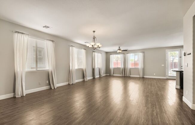 Rare 5 Bdrm home in the Ladera community of Summerlin!