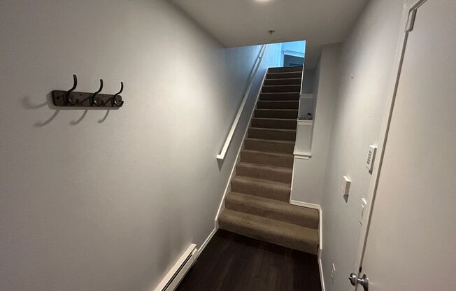 Gorgeous 2 bedroom 2 bath townhome available now!