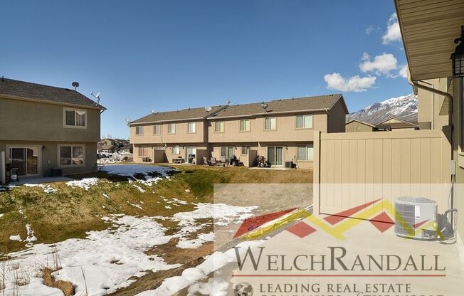 3 beds, 2.5 baths, $1,745