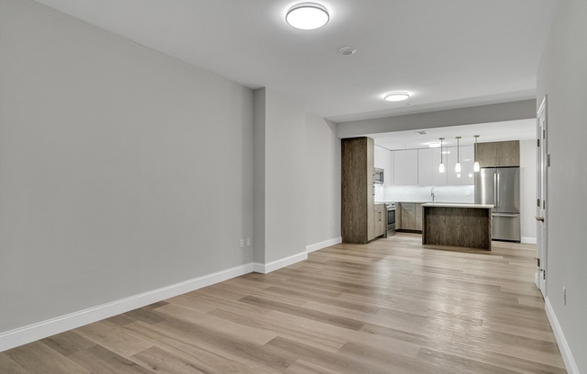 2 beds, 2.5 baths, 1,455 sqft, $4,900, Unit G6