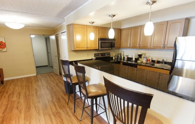 Resident Clubhouse at Westwood Meadows - SP Westlake 27825 Detroit Apartments, Integrity Realty LLC, Westlake, 44145