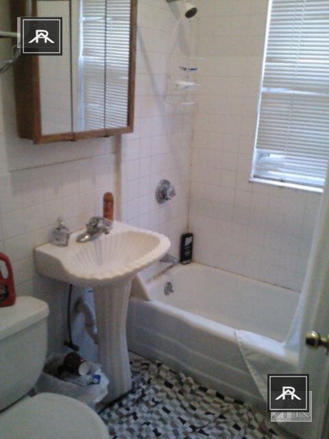 13 SCOTTFIELD RD