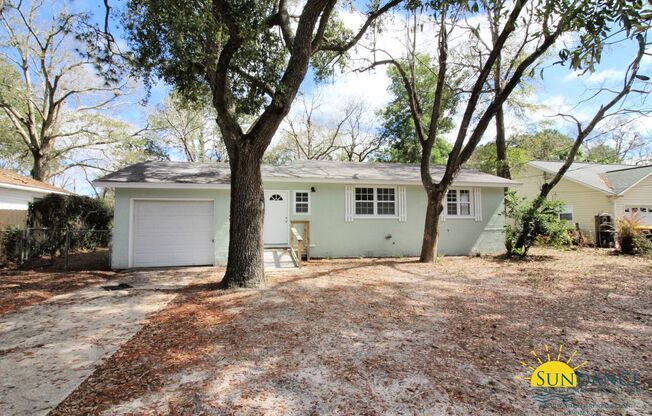 Great 2 Bedroom Home in Fort Walton Beach