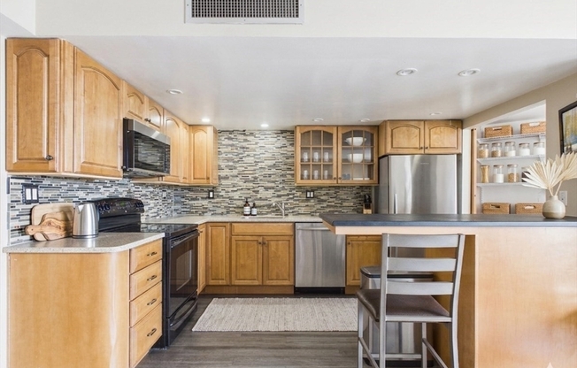2 beds, 1.5 baths, 1,190 sqft, $3,600, Unit P505