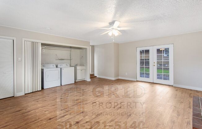 3+ Bedroom House w/ Large Backyard - Southeast Portland!