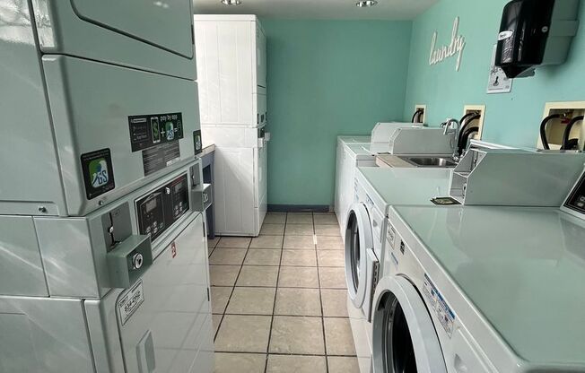 1 bed, 1 bath, 500 sqft, $1,295, Unit 411