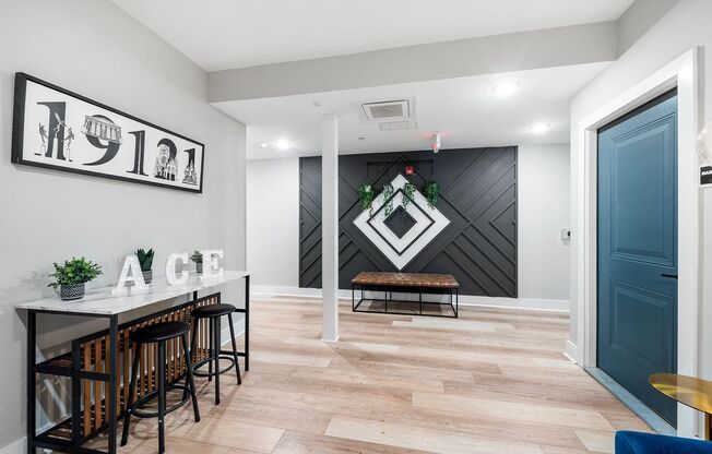 1 bed, 1 bath, 575 sqft, $1,325, Unit 303