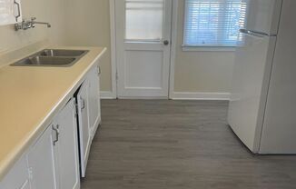 1 bed, 1 bath, 600 sqft, $1,795, Unit 29