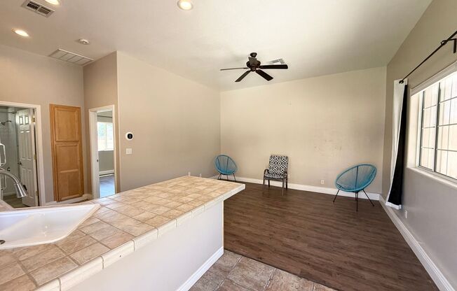 1/BD 1/BA COZY CASITA W/ UTILITIES INCLUDED