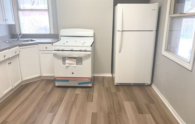 3 Bed 1 Bath Home in the Marshall-Shadeland Area, Available February, 1