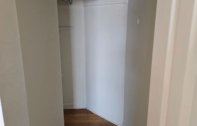1 bed, 1 bath, $1,295