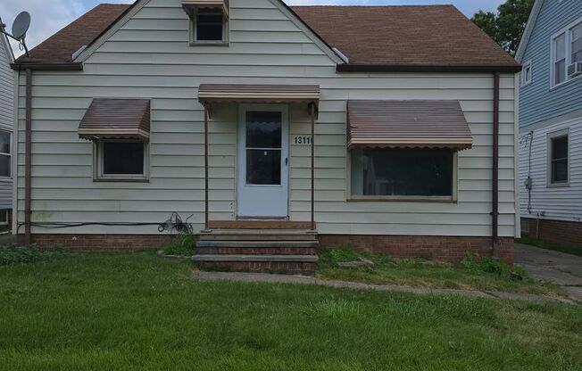For Rent – 13116 Harold Ave, Cleveland, OH 44135 3 Bed | 1 Bath | $1,345/Month