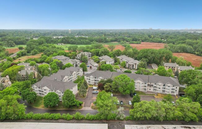 2 beds, 1 bath, 1,140 sqft, $1,599, Unit 2300-101