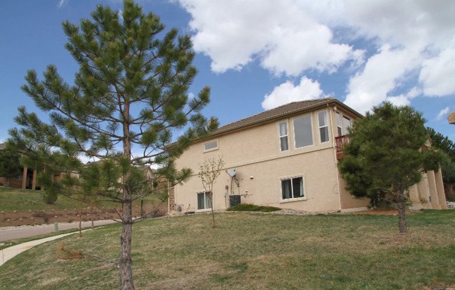 2424 SIERRA OAK DR