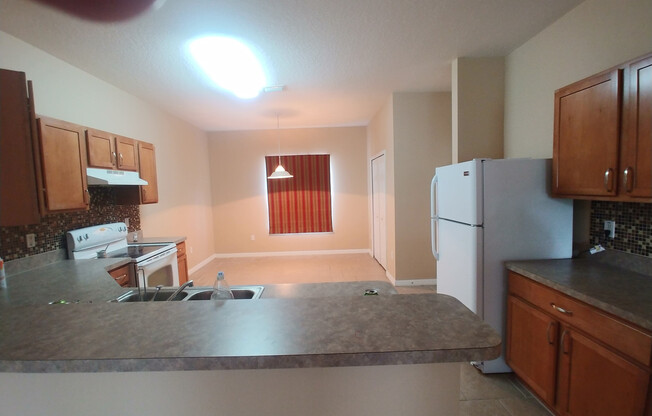 3 beds, 2 baths, $1,795