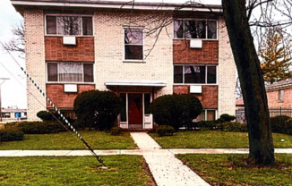 2130 S 13 AVE