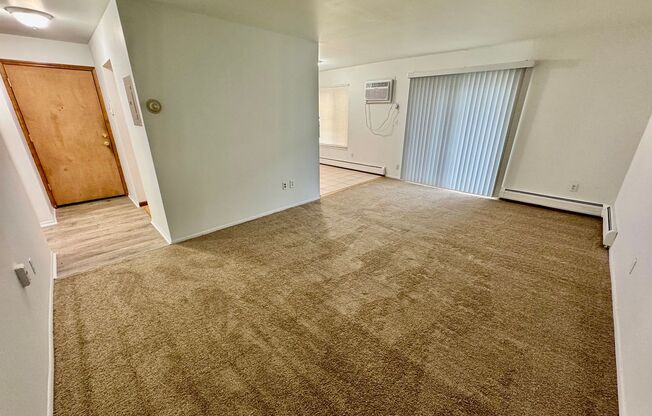 1 bed, 1 bath, 800 sqft, $1,145, Unit 31