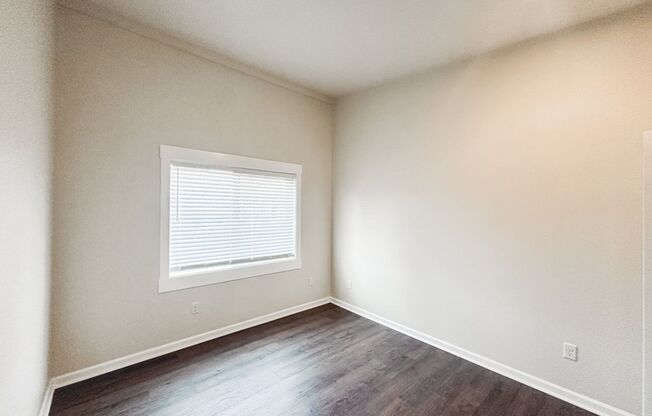 1 bed, 1 bath, 690 sqft, $1,200, Unit Cap6