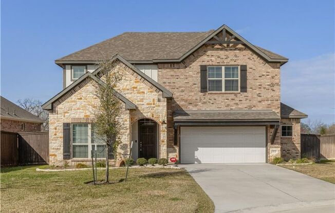 Gorgeous 2-Story on Quiet Cul de Sac