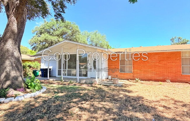4503 EISENHAUER RD