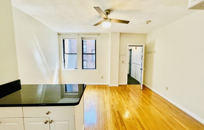 40 CLARK ST