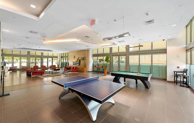 1 bed, 1 bath, $3,000, Unit # 1202 S