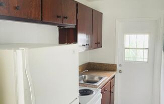 2 beds, 1 bath, 800 sqft, $1,625, Unit 1