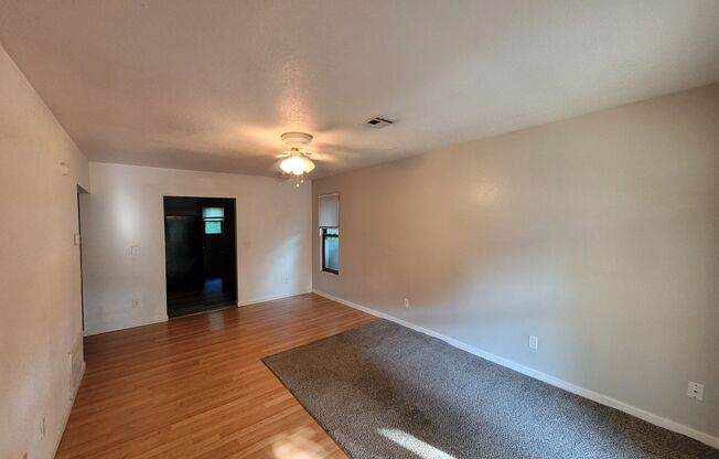 2 beds, 2 baths, $895