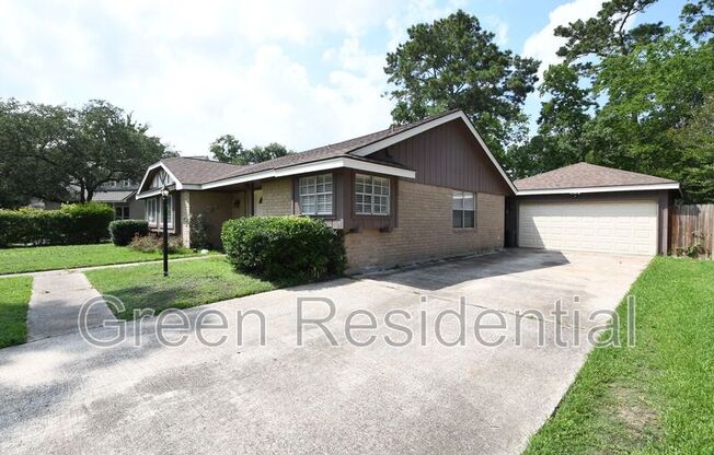 19406 ENCHANTINGTON CIR