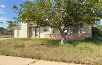 4 beds, 2 baths, $1,895