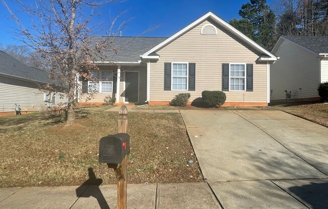 Adorable 3 bedroom 2 bath home . Located in the Firestone-Garden Park nieghborhood