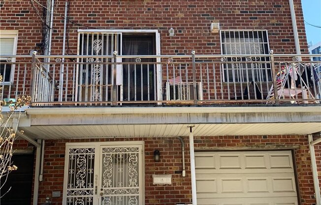 87 24 52 AVE