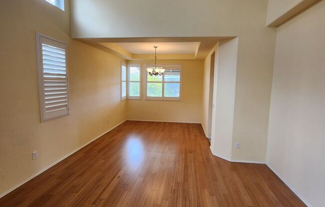 Scripps Ranch View Lot - 3 Bedroom 2.5 Bath - 1913 SF