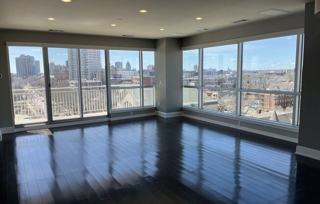 Spectacular 3 Bedroom Condo for Rent