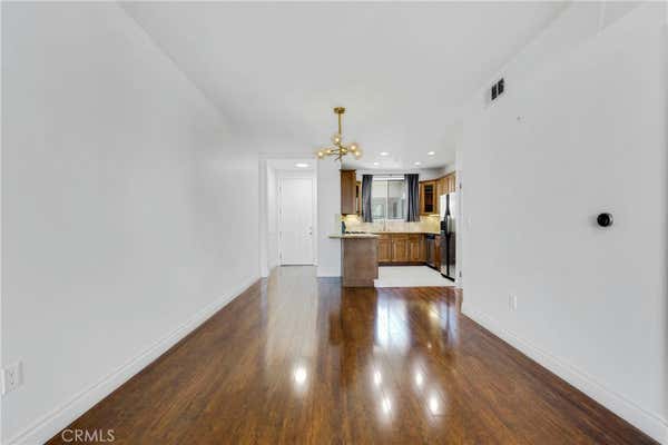 2 beds, 2 baths, 1,080 sqft, $3,600