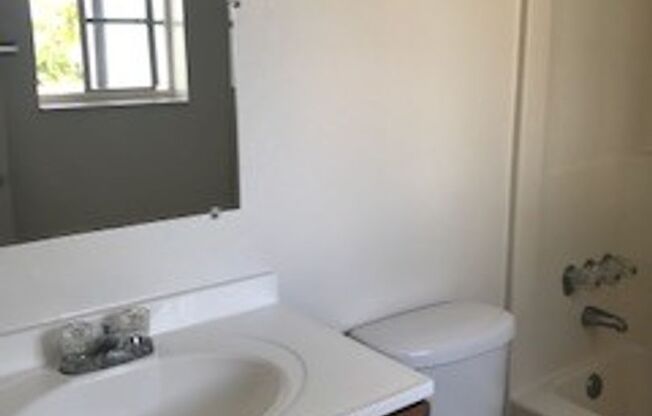 2 beds, 2 baths, 900 sqft, $2,250, Unit 5926#06