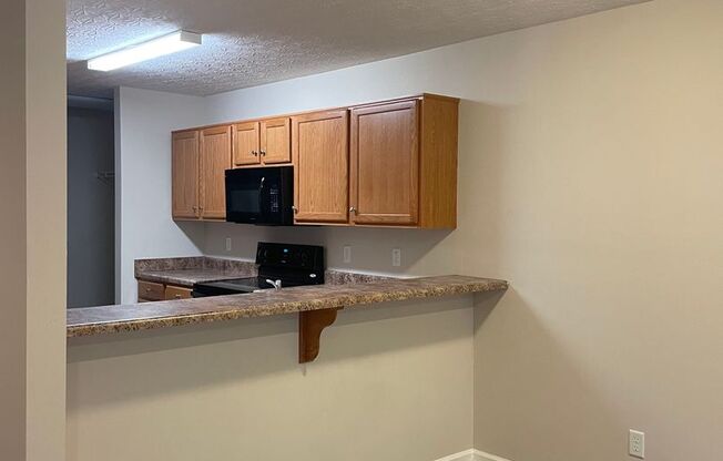 2 beds, 1.5 baths, 1,000 sqft, $985, Unit 407G