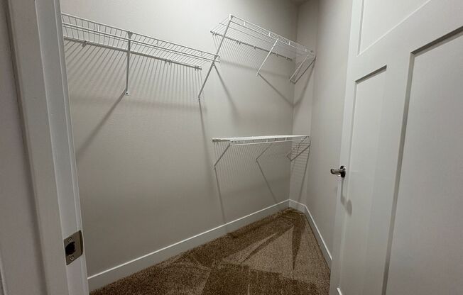 1 bed, 1 bath, 970 sqft, $1,745, Unit 5117-114