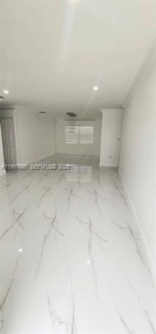 11243 SW 245th St HOMESTEAD, FL 33032