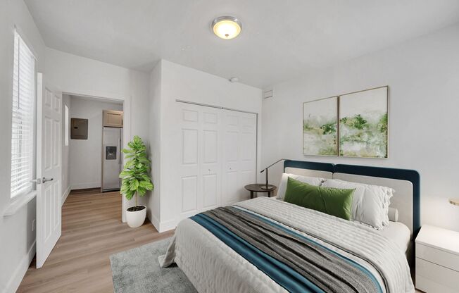 2 beds, 1 bath, $2,750, Unit 893-1