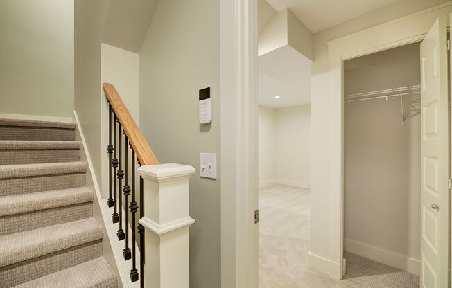 3Bd/3.25Ba Kirkland Townhome