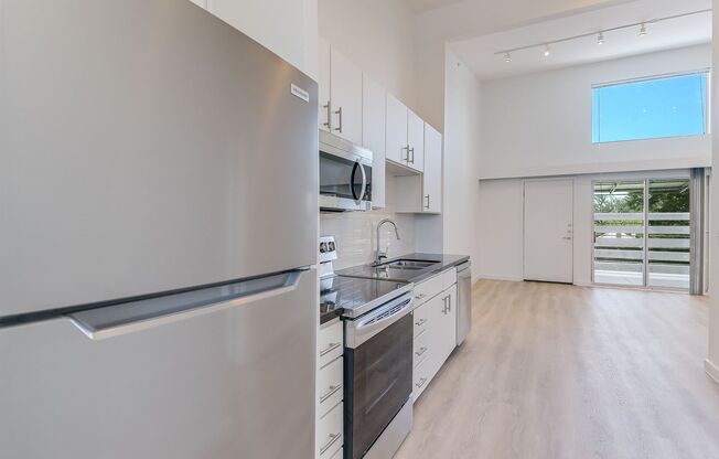 1 bed, 1 bath, 706 sqft, $1,275, Unit 310