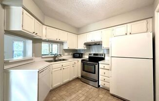 Charming 2BR/2BA Condo in the desirable South Park area of Charlotte!