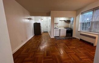 230 Pelham Rd