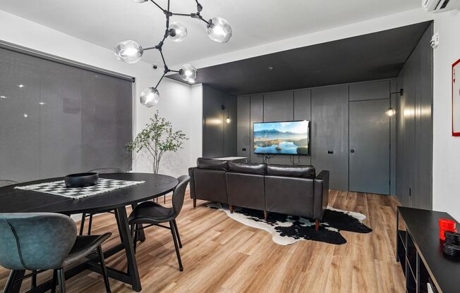 Studio, 1 bath, 250 sqft, $1,204, Unit 102