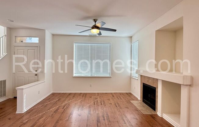 Mira Mesa, 11625 Compass Point Drive North #6 - Great location! Close to shopping, restaurants, theatre, and the 15!