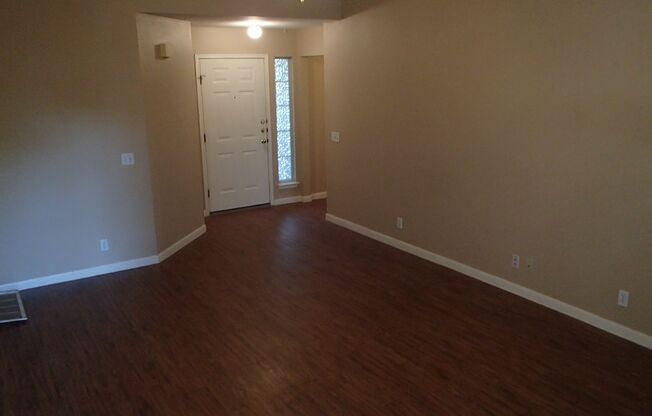 3 Bedroom 2 Bathroom Georgetown Home
