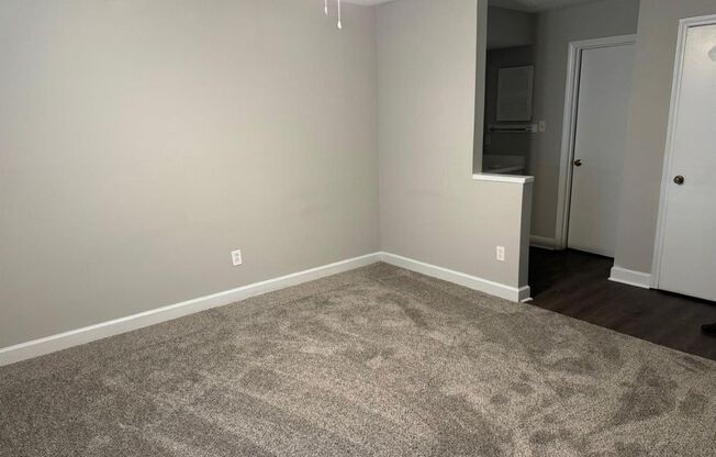 2 bed 2 bath garden unit at Avery Close!