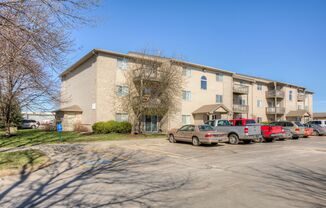 2 beds, 2 baths, $1,210, Unit 02